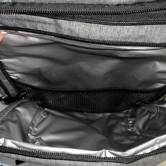 Diaper Backpack - Picture 4 of 9